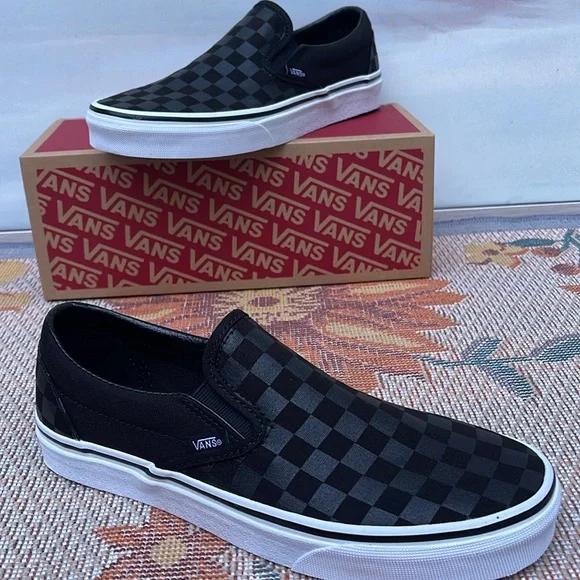 Vans WMNS Classic Slip-On (Checkerboard)Black/BlackVN000EYE276Sneakers